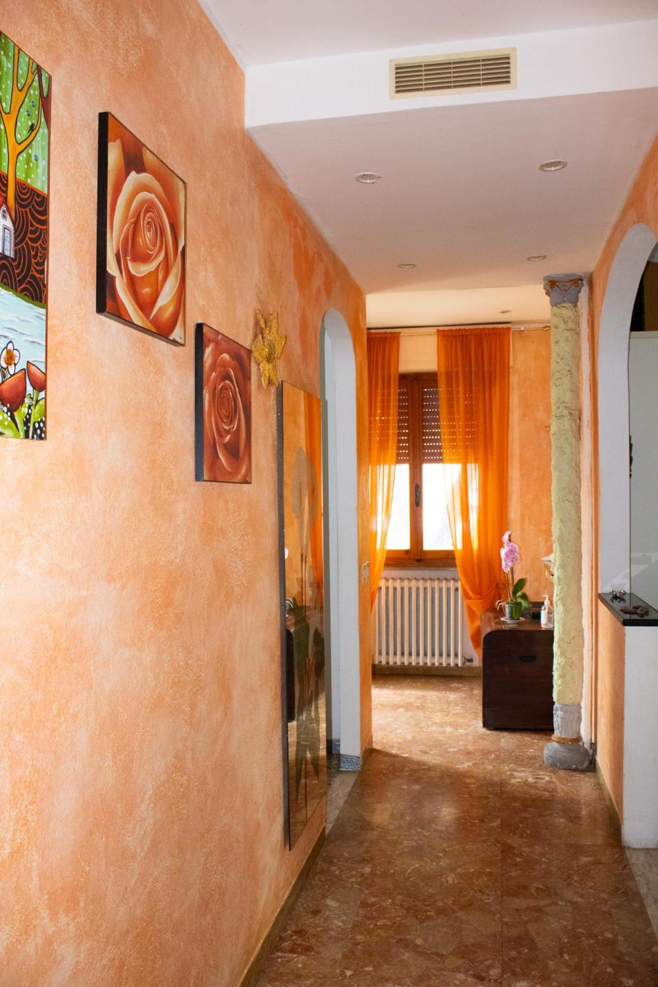 L'Isola Felice Appartement Cecina  Buitenkant foto